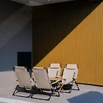 Hiii Aura Pool Hotel