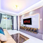 3 Bedroom Pool Villa Royal Park Village Pattaya