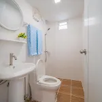 Urbannest Hostel *