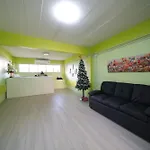 Urbannest Hostel *