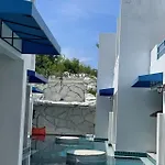 Homestay Monalisa Pararise Pool