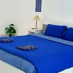Monalisa Pararise Pool Homestay *