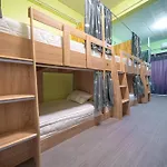 Urbannest Hostel *