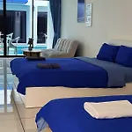 Monalisa Pararise Pool Pattaya