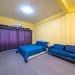 Urbannest Hostel