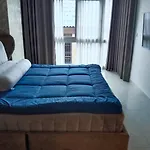 Grand Avenue Pattaya Middle Town