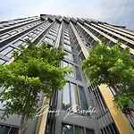 Luxury Edge Seaview Apartment