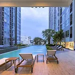 อพาร์ทเม้น The Base Pool View Fast Wifi 5 Min Walk To By Lees Pattaya