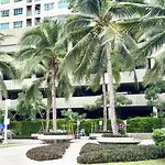 Lumpini Naklua Select Pool *