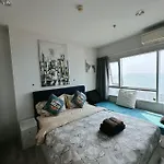 อพาร์ทเม้น Sea View Pattaya
