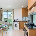 Rare Panoramic Sea, & Mountain Views - Xxl Balcony - 1gbps Blazing Fast Free Wifi - Pool - Gym - Pool Table - Steam - Sauna - Bar Pattaya