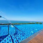 Nomad's View - Peak Towers - Sea View 43sqm Pattaya
