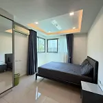 Arcadia Continental 2 Bedrooms Apartment