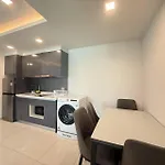 Apartment Arcadia Continental 2 Bedrooms Pattaya