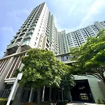Lumpini Naklua Select Pool อพาร์ทเม้น *
