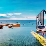 Luxury Edge Seaview *