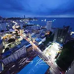Luxury Edge Seaview Apartment *