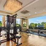 Rare Panoramic Sea, & Mountain Views - Xxl Balcony - 1gbps Blazing Fast Free Wifi - Pool - Gym - Pool Table - Steam - Sauna - Bar * Pattaya