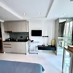 อพาร์ทเม้น Serenity Wongamat Pattaya