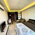 Club Royal Apartments