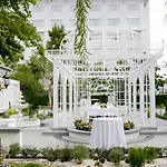 Health Land Resort & Spa