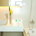 Seven Zea Chic Hotel