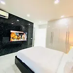 棕榈泉别墅e1六卧近步行街近中天海滩