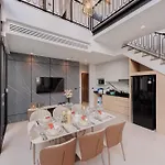 芭提雅市中心五卧室独栋泳池别墅 Pattaya