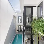 芭提雅市中心五卧室独栋泳池别墅 Villa Pattaya