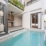 Villa 芭提雅市中心五卧室独栋泳池别墅 Pattaya