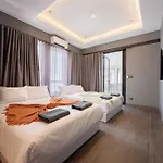 Villa 芭提雅市中心五卧室独栋泳池别墅 Pattaya