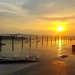 The Base中央基地 อพาร์ทเม้น *