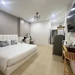 Dad N Mom's House By Thongnak อพาร์ทเม้น