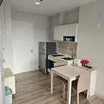 芭提雅中心海公寓唯美日落情侣度假