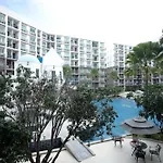 อพาร์ทเม้น 阿卡迪亚海滩大陆 Pattaya