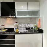 The Axis Pattayaใจกลางเมืองวิวทะเลภูเขา Apartment Pattaya