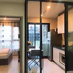 Apartment 芭提雅中心地区 The Base 高档公寓酒店 *