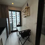 Apartment 芭提雅中心地区 The Base 高档公寓酒店 Pattaya