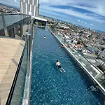 芭提雅中心地区 The Base 高档公寓酒店 Apartment Pattaya