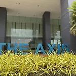 The Axis Pattayaใจกลางเมืองวิวทะเลภูเขา Apartment Pattaya