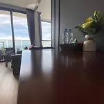 Sea View High Floor - Breathtaking Views อพาร์ทเม้น