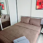 อพาร์ทเม้น The Base Pool View Fast Wifi 5 Min Walk To By Lees Pattaya