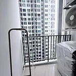The Base Pool View Fast Wifi 5 Min Walk To By Lees อพาร์ทเม้น Pattaya