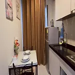 The Base Pool View Fast Wifi 5 Min Walk To By Lees อพาร์ทเม้น Pattaya