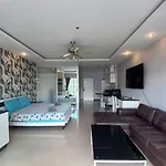 อพาร์ทเม้น View Talay 6 By Anatolia Pattaya