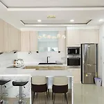 3br Pool Access Patumnak Hill