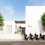 Sava House, Koh Larn