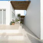 Sava House, Koh Larn