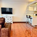 Stylish 1br Sea-view - 2 Balconies - View Talay 1 Jomtien