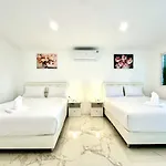 Sunset Beach Villa 30M To Beach 4Br
